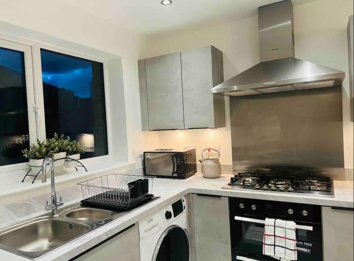 Appartement Stylish New Built à Manchester Extérieur photo
