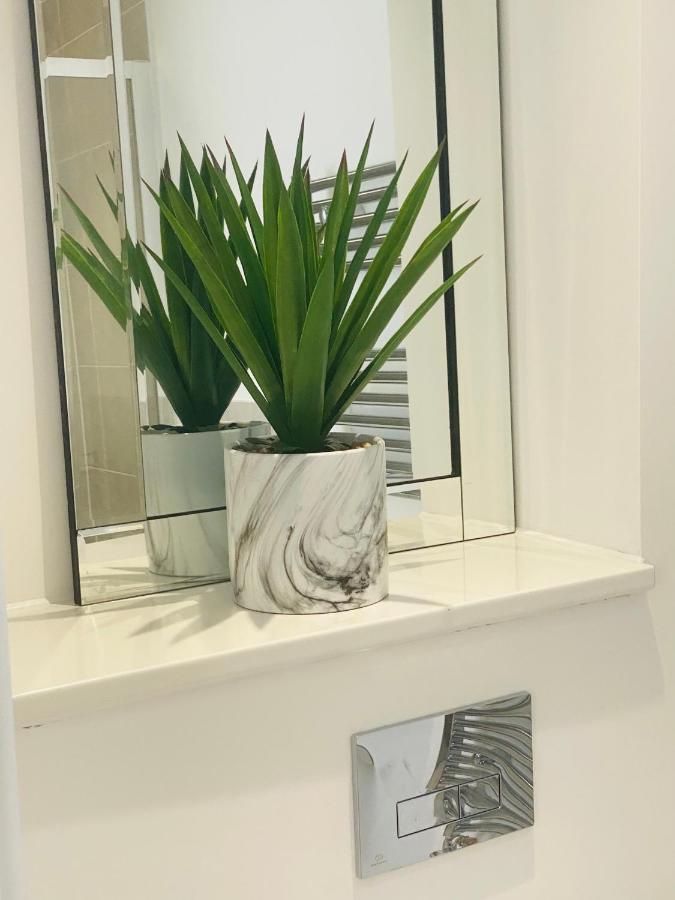 Appartement Stylish New Built à Manchester Extérieur photo